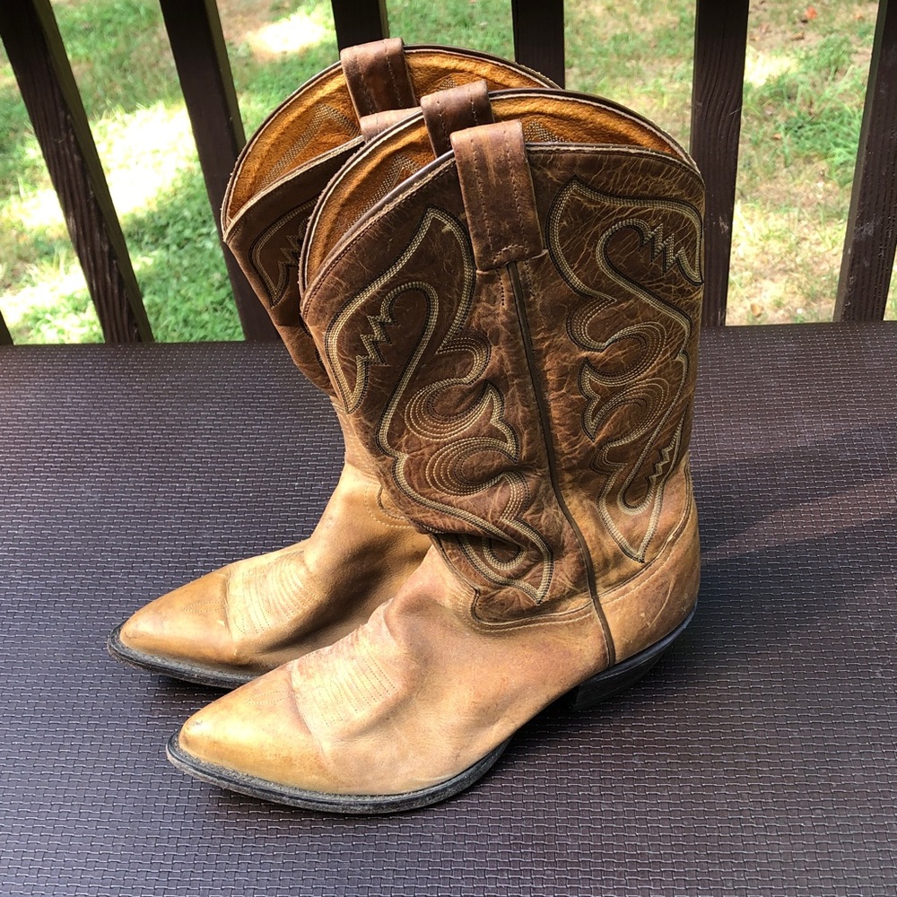 Tony Lama Tan Genuine Leather Cowboy Boots